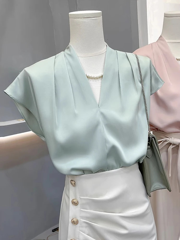 White Silk ort Sve irt VNe Commute Sle Womens Faionable Profional Top Summer Busin Casual Loose Fit 260228