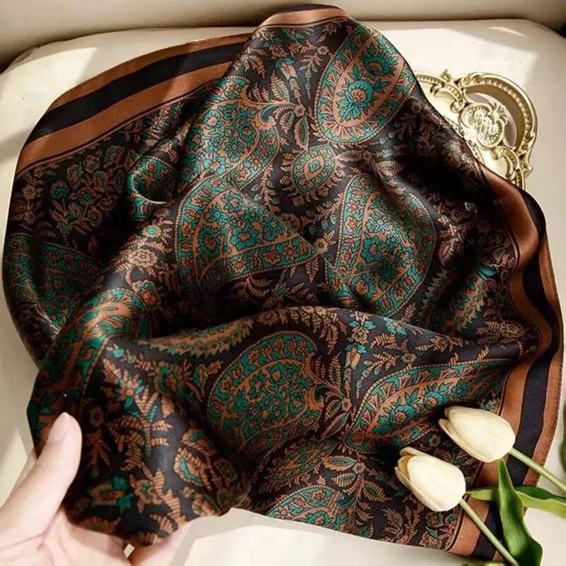 Paisley Print Square Scarf Vintage Imitation Silk Shawl Scarf Elegant Cashew Pattern Women Windproof Outdoor Head Wrap 110110cm 260302
