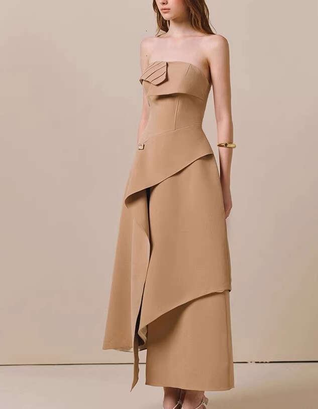 A a3 sexy strapless dress with an asymmetrical hem that catches the attention of the goddess in the 2026 spring/summer niche design