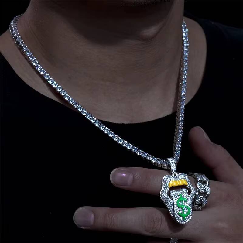 Hip Hop Style Iced Out Round Cut Moissanite Diamond Sexy Mouth Lip Dripping Money Dollar Pendant Necklace for Men Women