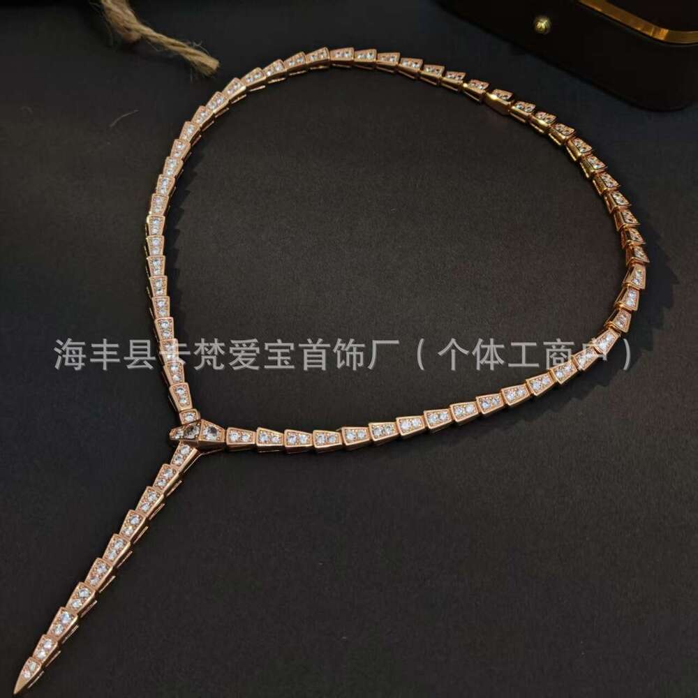 V Gold High-Quality Exquisite European American Style Fashion Long and Short Full Diamond Inter-Diamond Bare Snake-Shaped Bone Necklace Factory Direct