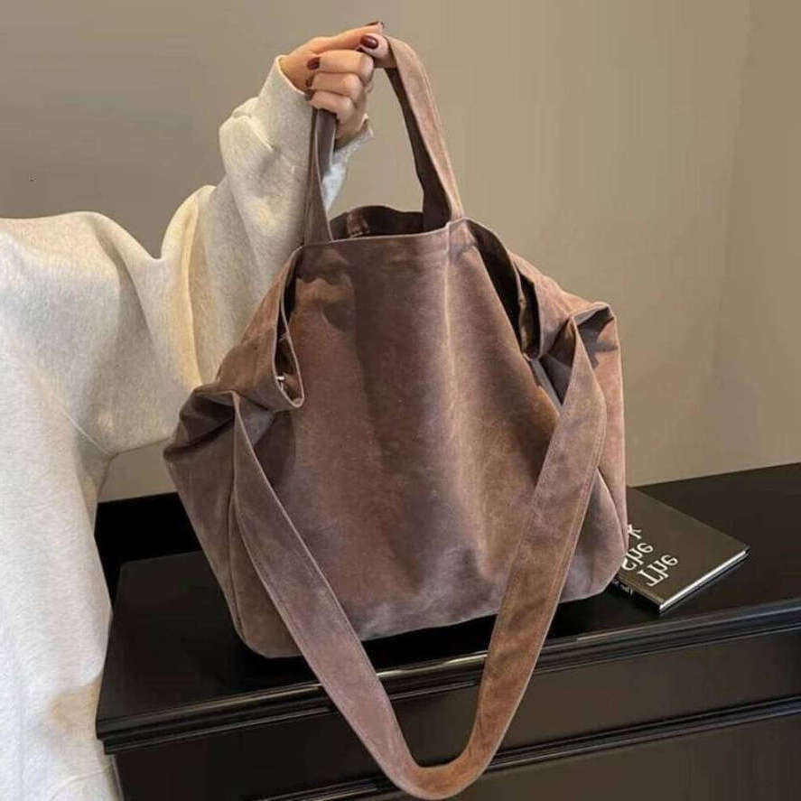 OLOEY Large Capacity Velvet 2026 Hot Selling Tote Zipper Solid Color Popular Fashion Handbag Soft Simple Commuting Shoulder Bag Practical Bags