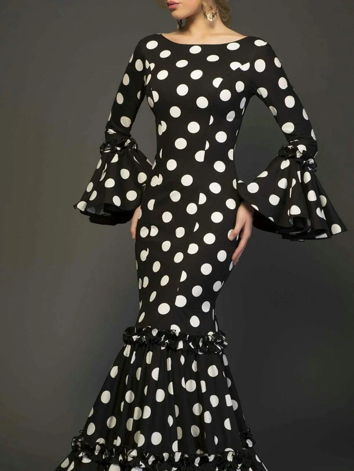 Elegant Party Long Dress Women Polka Dot Printed Ruffle Hem Sundress Bohemian Casual O-neck Flare Sleeve Slim Maxi Robe 260304
