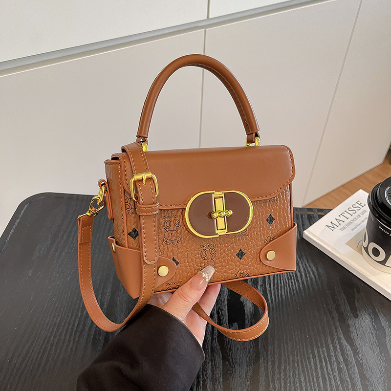 Cross-border popular handbag for women 2025 new designer bag model, high-end shoulder bag with Luxury bag vintage texture, versatile crossbody small s