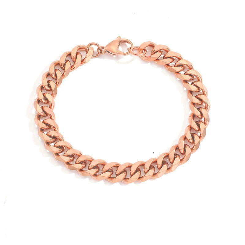 Carefully selected European and American couple's personalized bracelets, fashionable Cuban chain versatile hand accessories, stainless steel ele