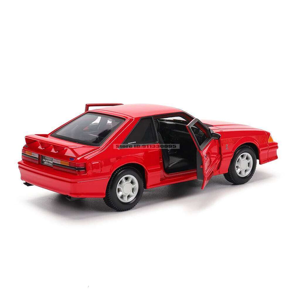 Maisto 1:24 1993 Ford Mustang SVT Cobra alloy car model handicraft decoration collection toy tool gift die-casting Z260306
