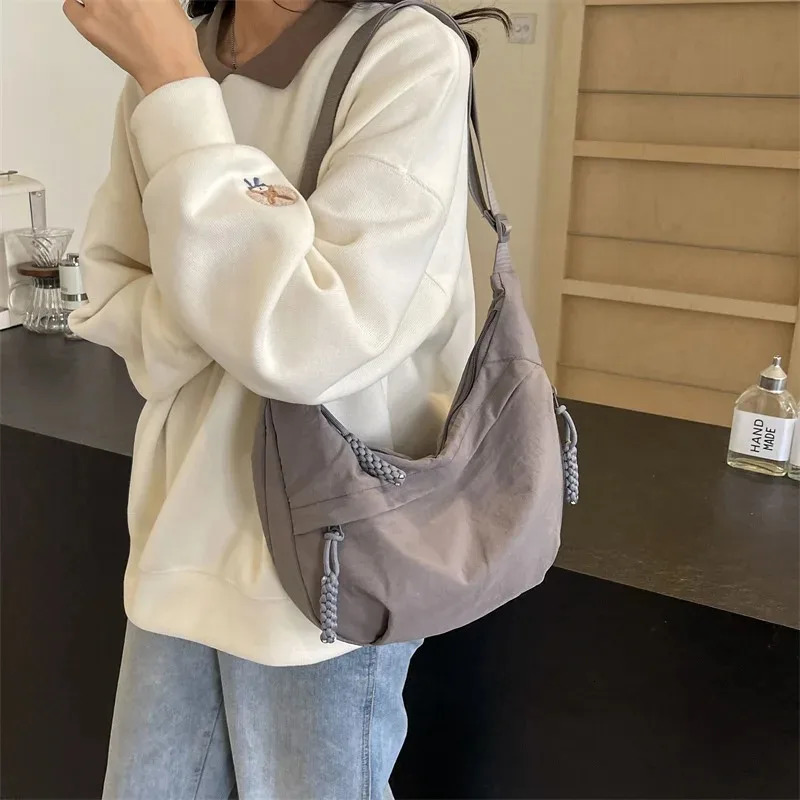 Durable Nylon Fabric Shoulder Bag High Capacity Womens Crossbody Messenger Bag Stylish Versatile Hobo Bag for Everyday Use 260306
