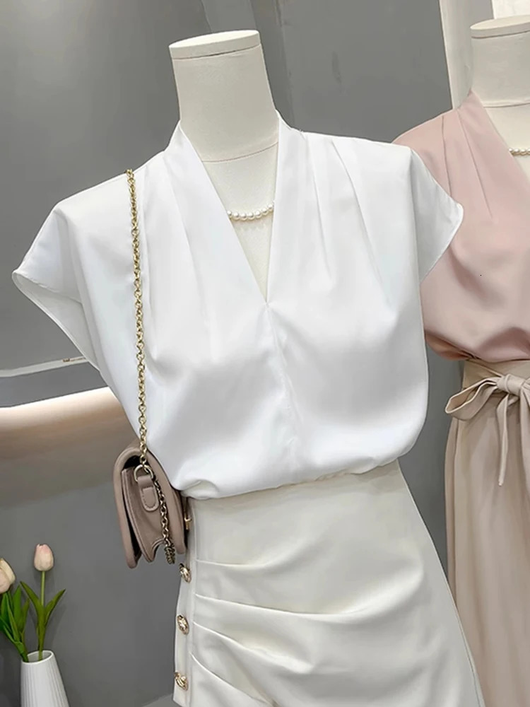 White Silk ort Sve irt VNe Commute Sle Womens Faionable Profional Top Summer Busin Casual Loose Fit 260228