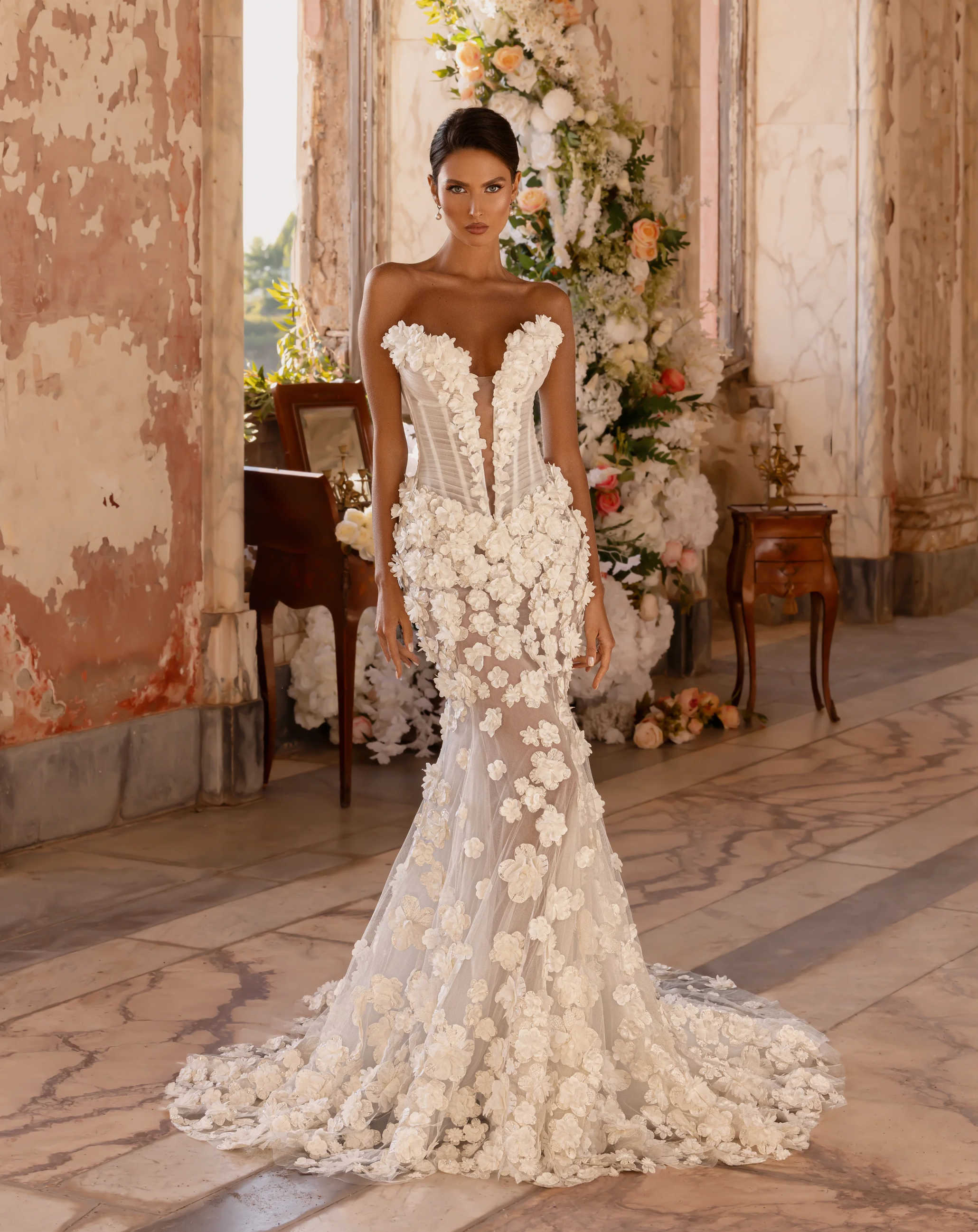 Simple Strapless Sleeveless Mermaid Wedding Dress Elegant Floral Appliques Bridal Gown Floor Length Bride Dresses Customized