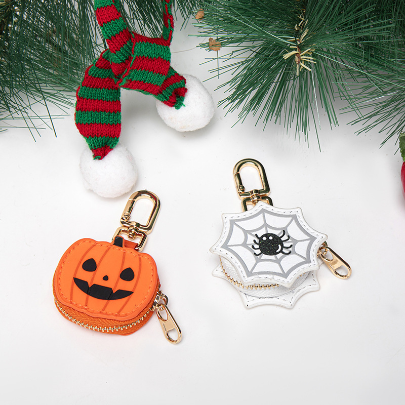 3D Pumpkin Pendant Keychain Fashionable and Exquisite Mini Bag Ornament Personalized Creative Halloween Gift 250815
