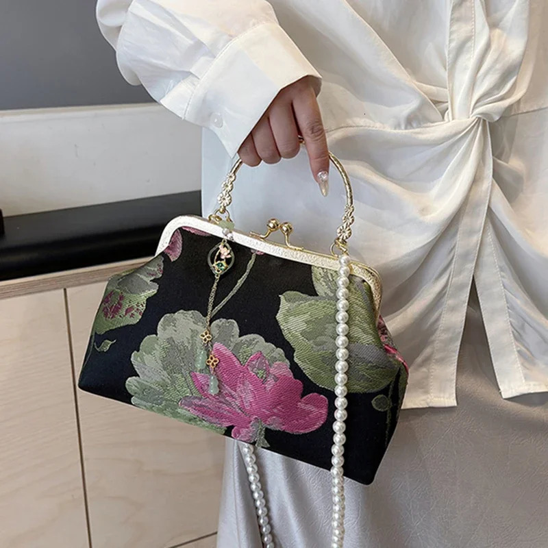 Fashion Silk Bag Tote Shoulder Crossbody Chain Women Handbag Embroidery Chinese Cheongsam Female Daily use Purse 260307