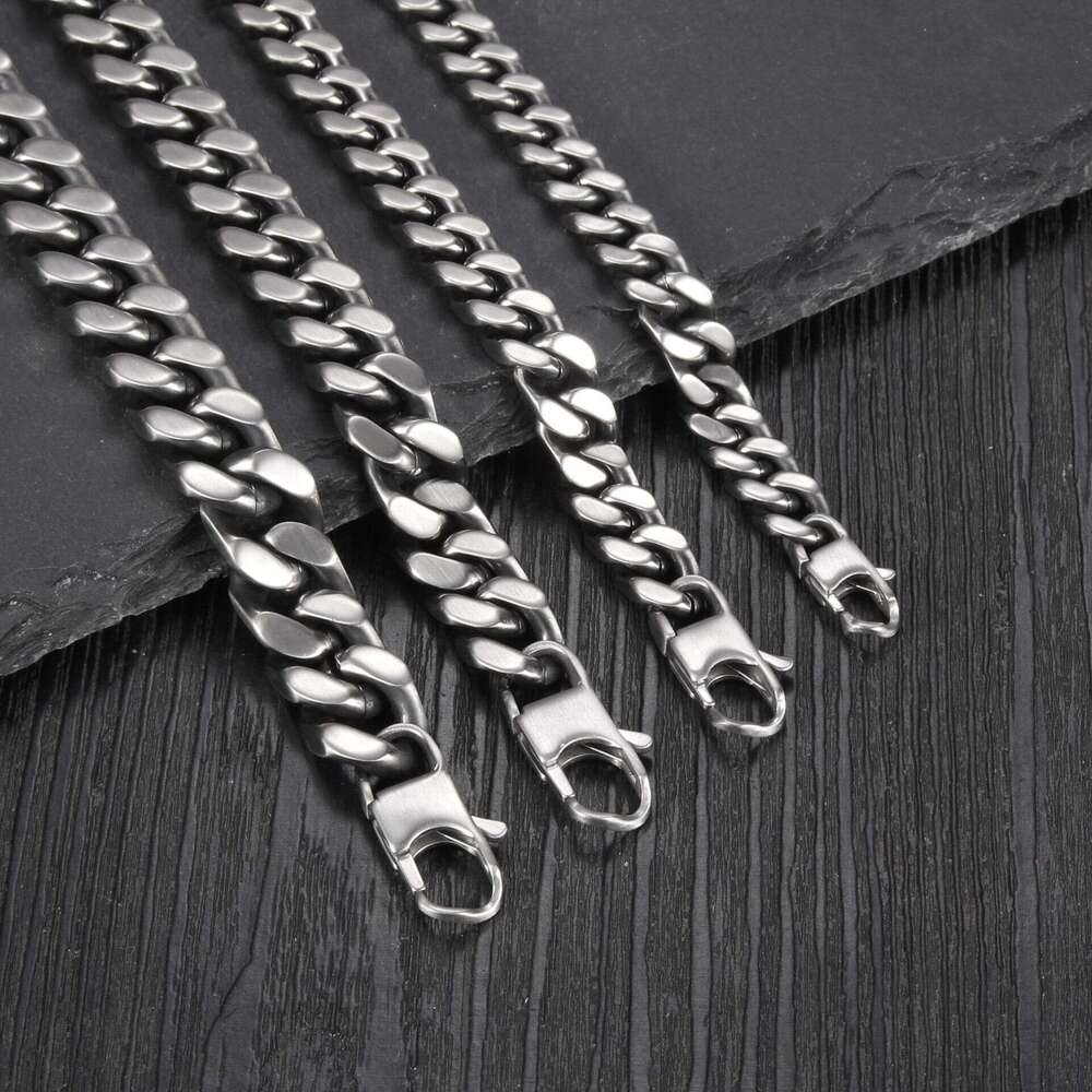 Cross-Border Source Retro Men's Titanium Steel High-Quality Brushed Cuban Chain Bracelet Fashionable Personality Punk Jewelry