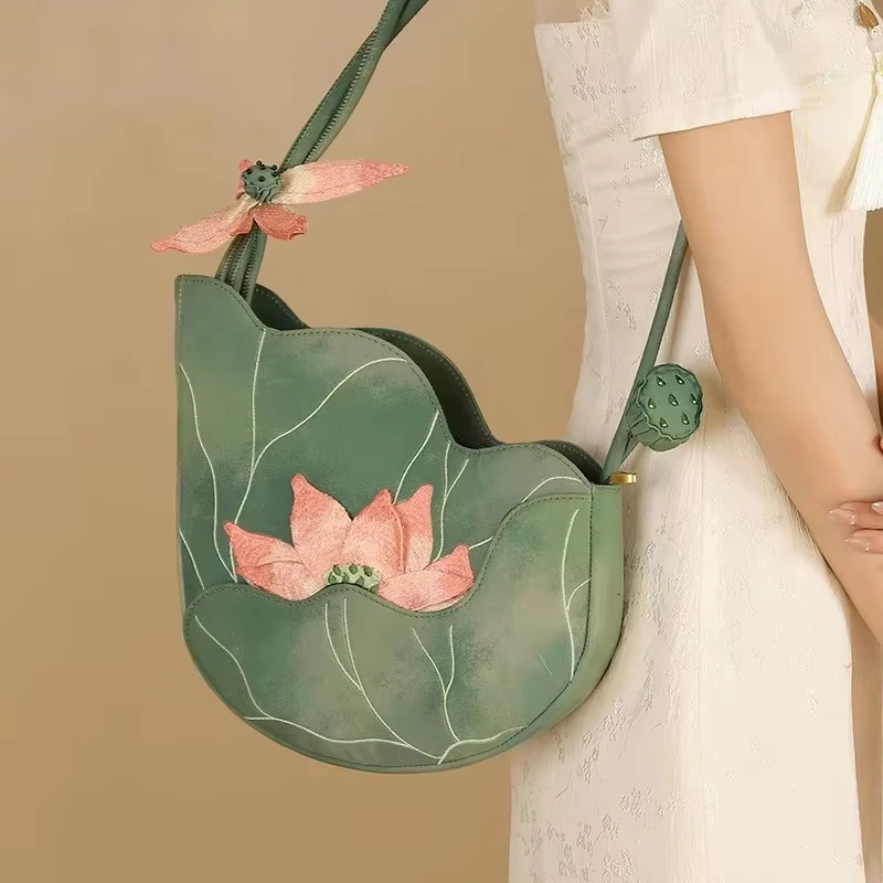 Chinese Style Shoulder Bag Women Exquisite Floral Embroidery Original Handbag 2025 In Elegant Fashion Female Bags 260307