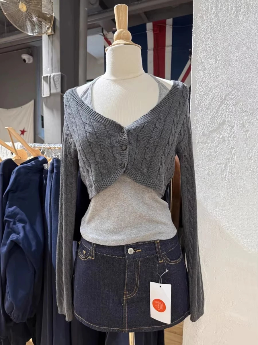 Twisted Flower Cropped Knitwear Women Cotton Vneck Single Breasted Long Sleeve Slim Crop Tops Vintage Chic Sweater Cardigan Y2K 260306