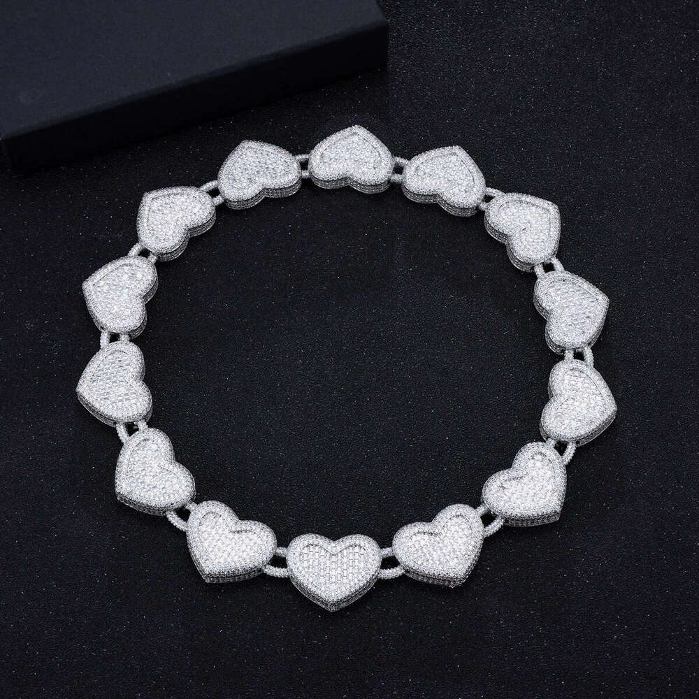 European and American jewelry, heart-shaped high-quality copper micro-inlaid zircon exquisite Cuban necklace, hip-hop
