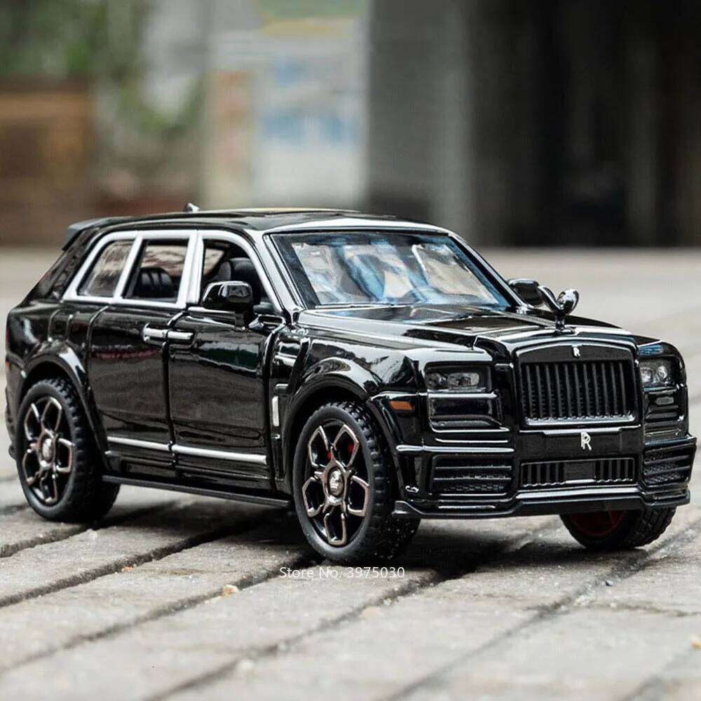 1:36 Scale Rolls-Royce Cullinan Cars Models Toys Alloy Diecast 2 Doors Opened with Light Sound Miniature Car Boys Perfect Gifts Z260307