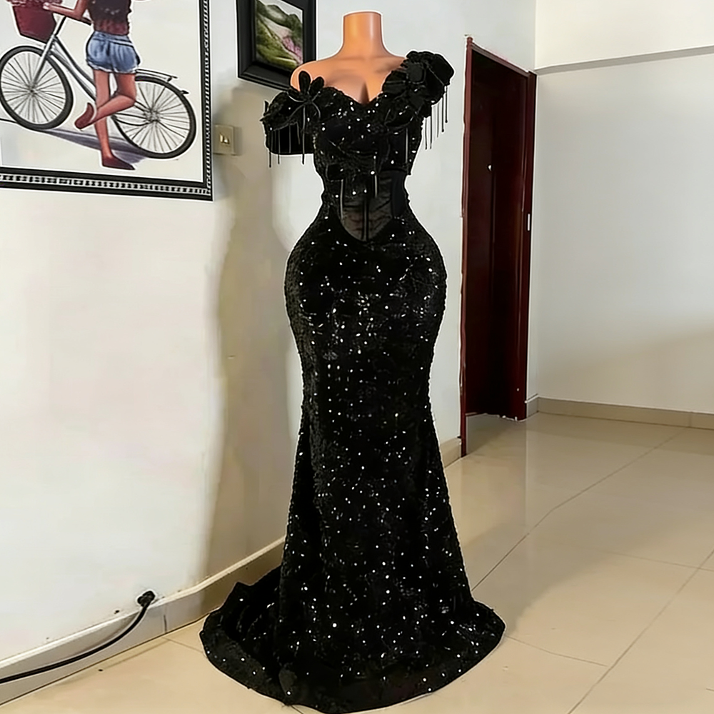 Red African Prom Dresses 2026 Black Girls Off Shoulder Crystals Appliques Sequins Formal Evening Party Gowns Vestidos De Graduacion