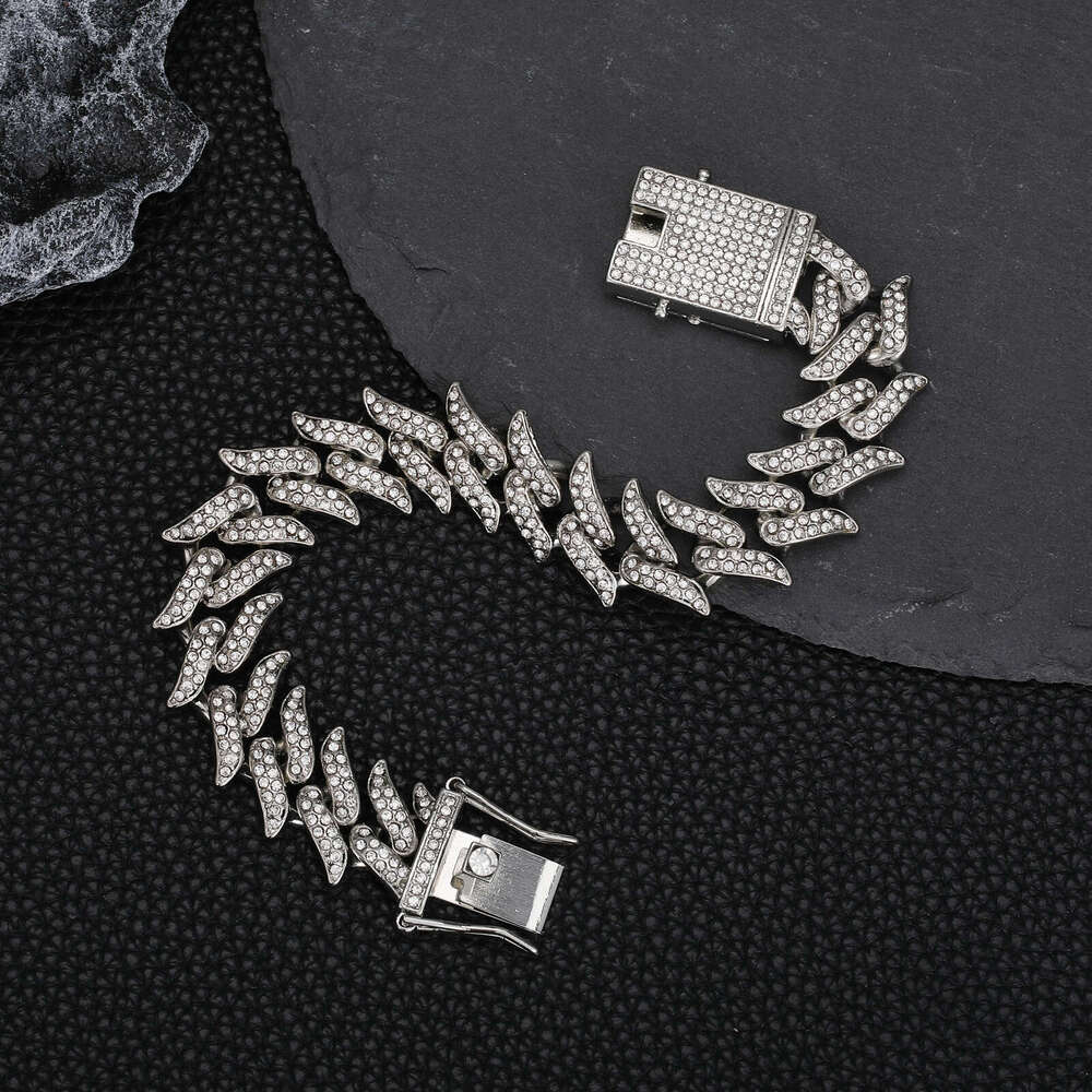 Popular new European and American bracelet with full diamond flame thorns, thick Cuban chain necklace, hip-hop best-selling item