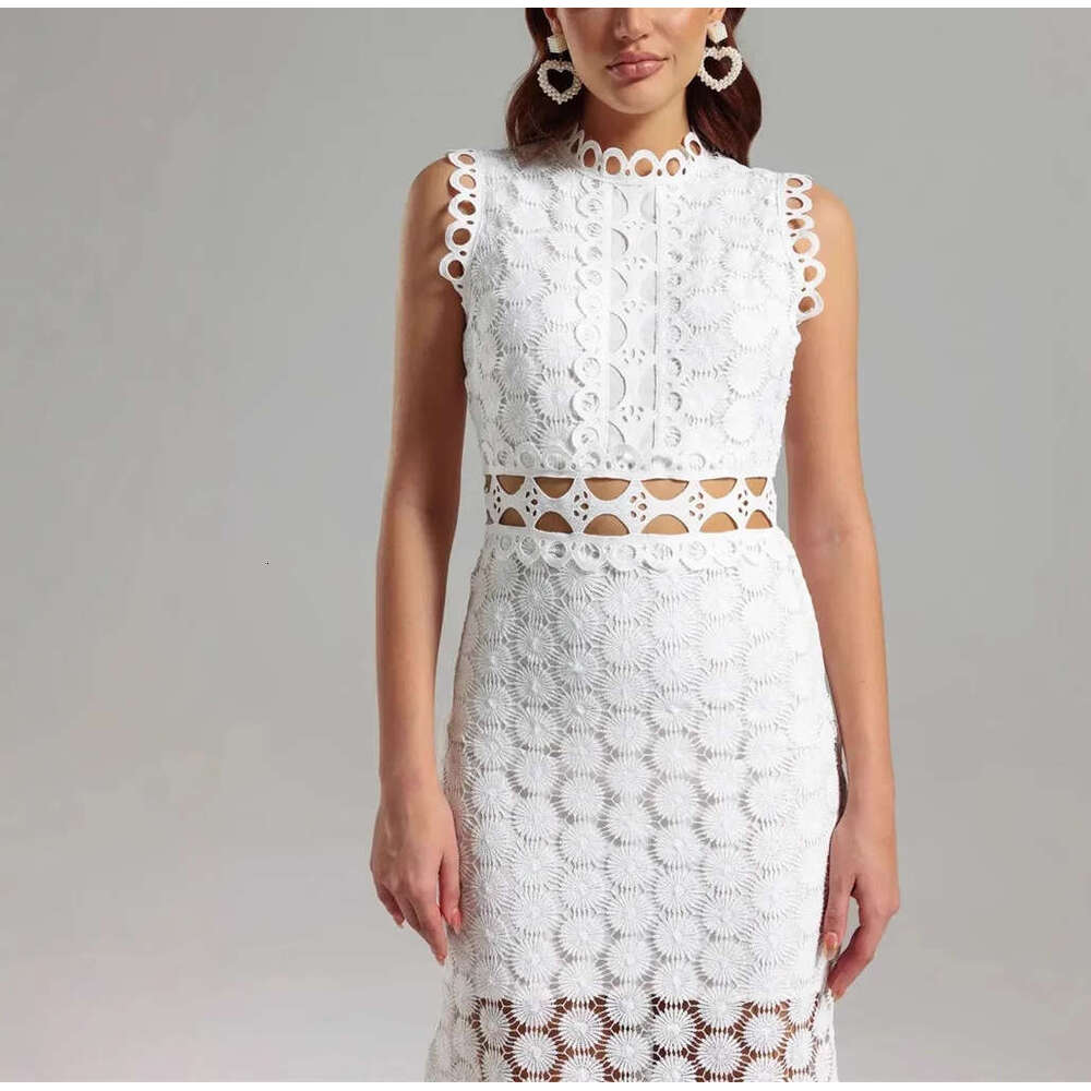 2026 Spring and Summer European and American a2 Vacation Style Sleeveless Hollow Lace Slimming Split Tight Dress for Women
