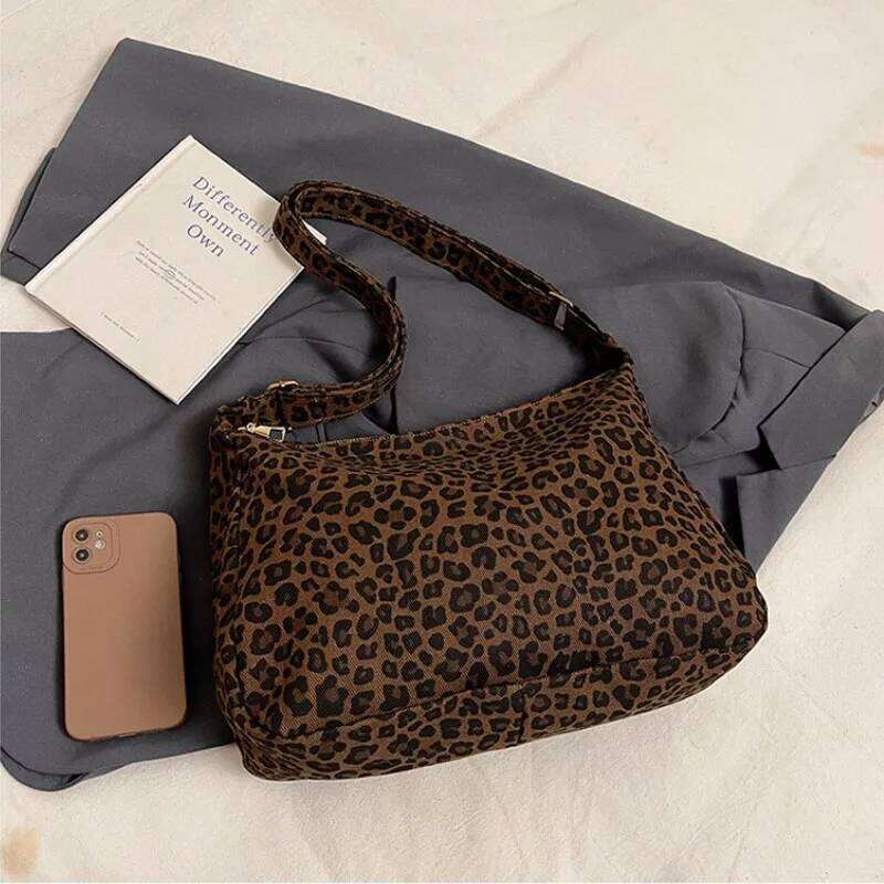 Trendy Casual Soft Textile Women's Shoulder Large Capacity Leopard Print Female Retro Crossbody Bag For Commute Outings XJ260306
