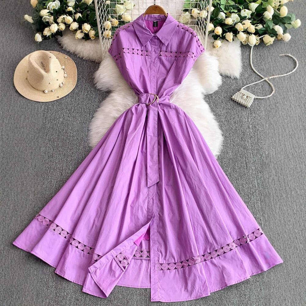 2026 Women's French Retro Style Lace Splicing Sleeveless Summer Button Waist Slimming Dress with Wide Bottom