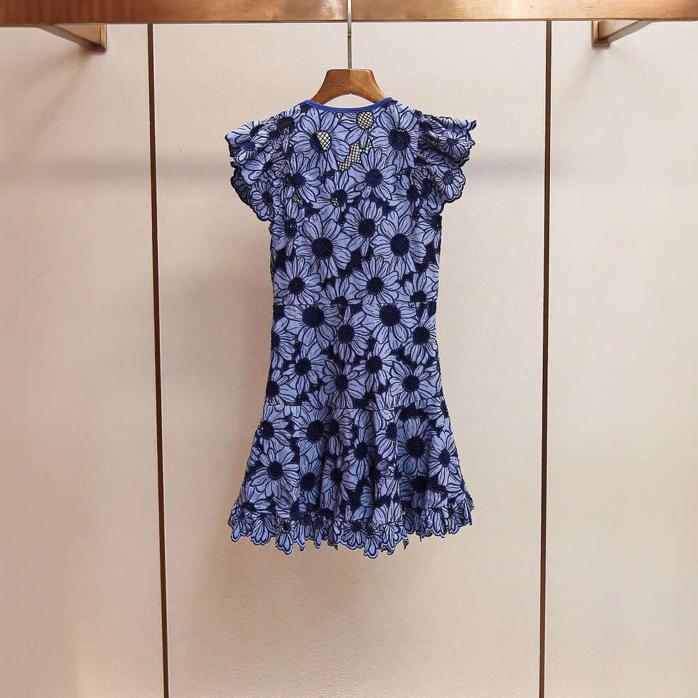 2026 Spring and Summer Embroidered Hollow Celebrity Style Elegant Sleeves V-neck Waist Women's Short Skirt