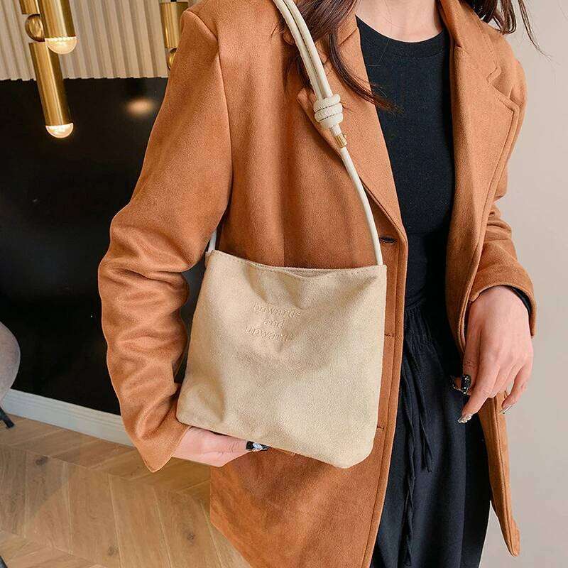 Large Capacity Women's Suede Handbag with Letter Pattern Magnetic Buckle Velvet PU Underarm Bag Retro Korean Style XJ260306