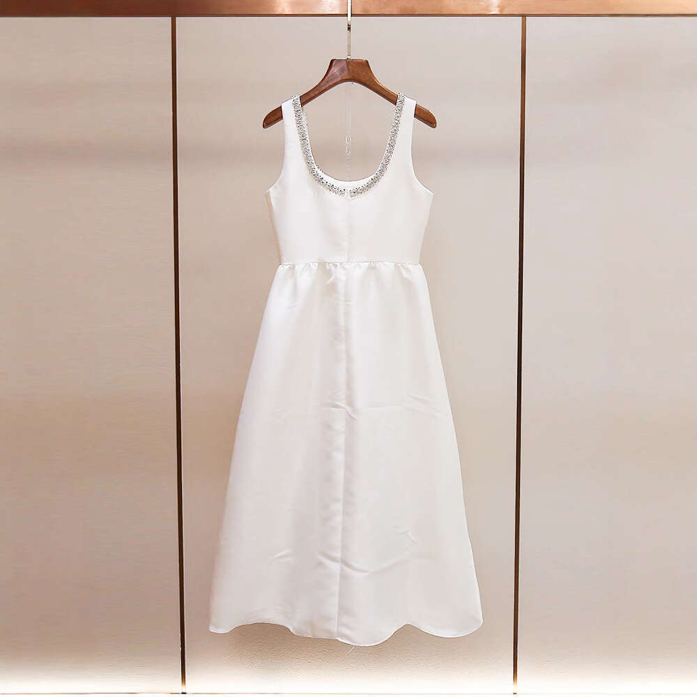 2026 summer new elegant celebrity style U-neck rhinestone backless A-line waist tie white long dress