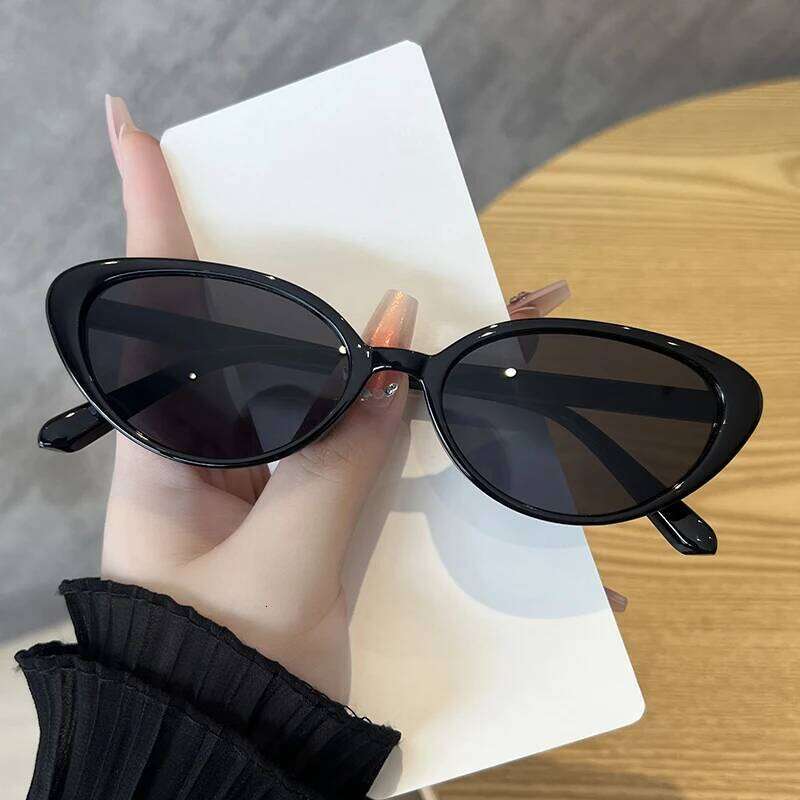 2pcs Retro Small Cat Eye Sunglasses for Women Men Rivet Design Fashion Triangle Sun Glasses Cute Style Multi Color Eyeglasses Z260306