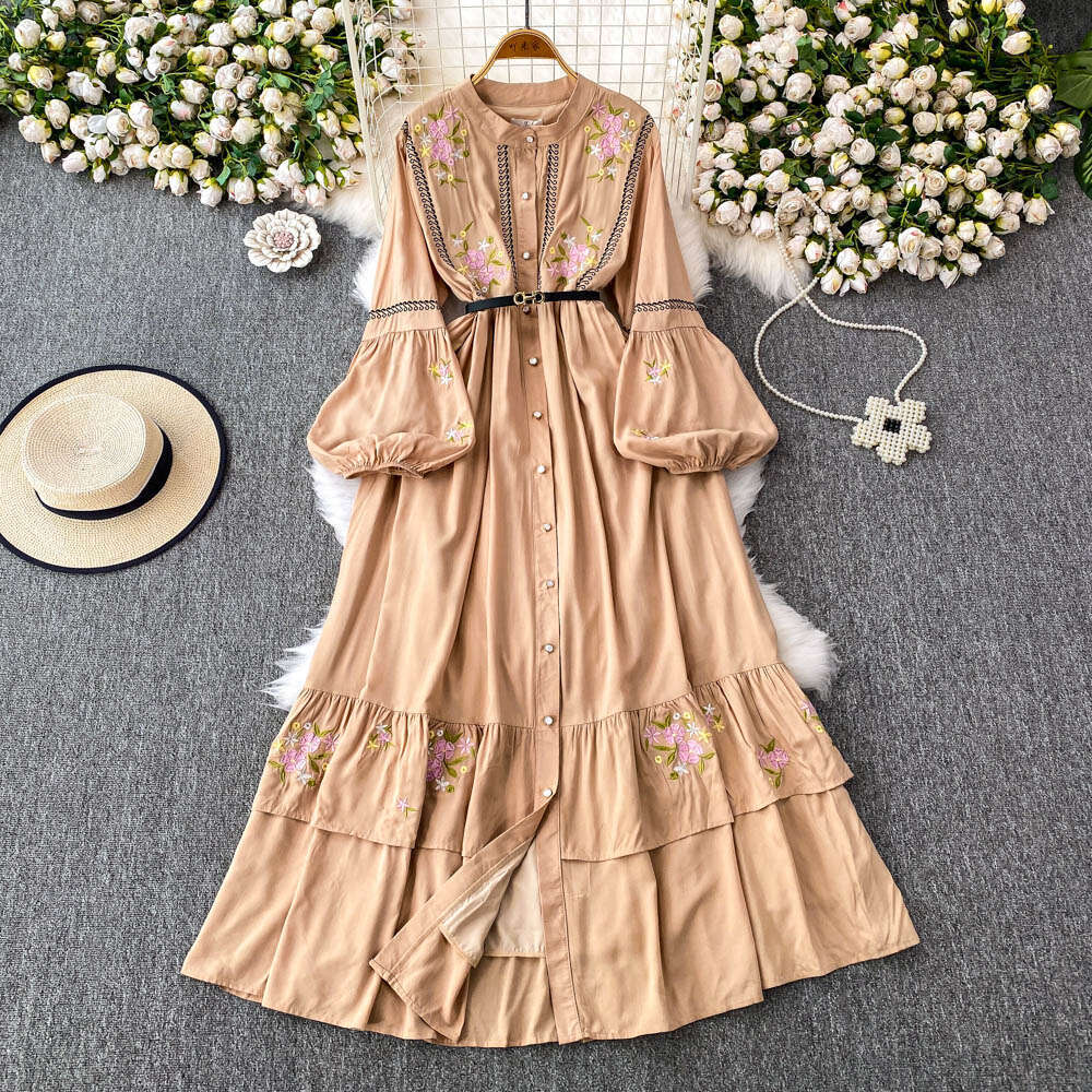 Designer ethnic style embroidered round neck women's lantern sleeve new single breasted A13 slim pleated long skirt