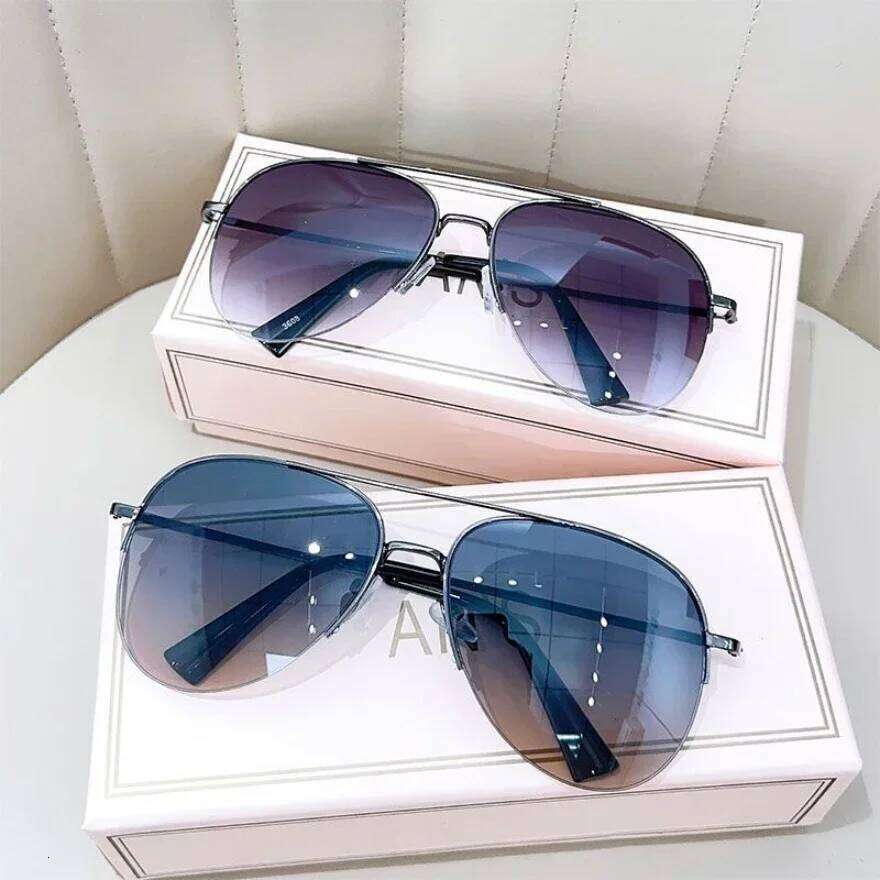 Fashion Gradient Sunglasses for Men Big Frame Pilot Sun Glasses Design Anti-reflective Lunette De Soleil Homme UV400 No Box Z260306