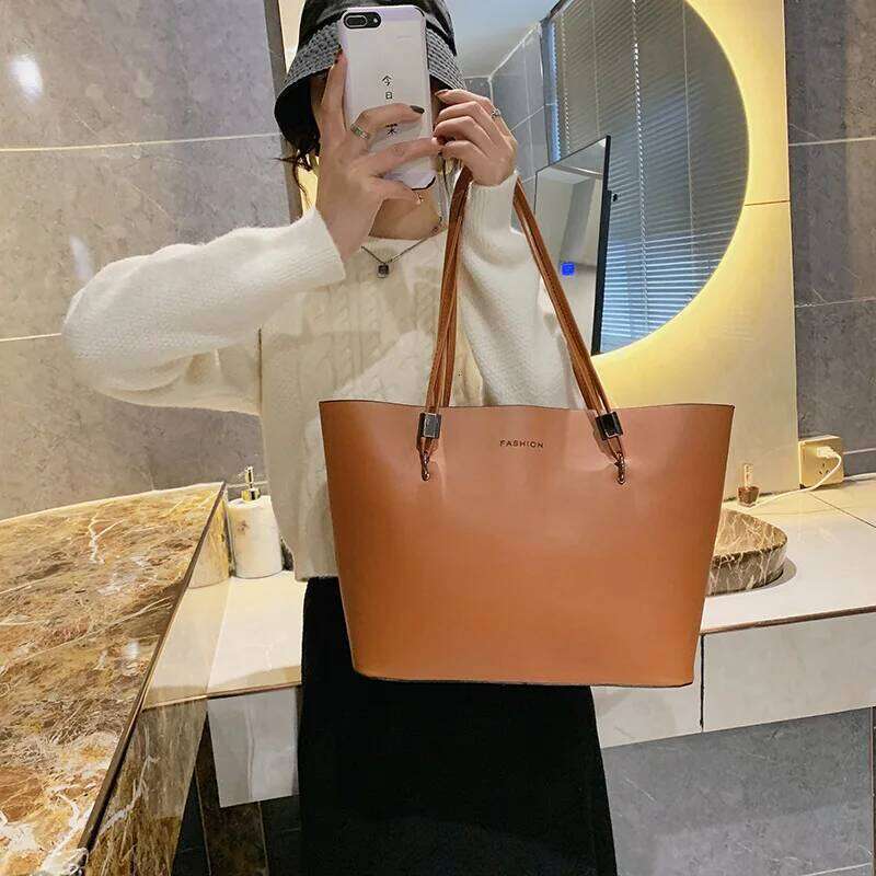 Yogodlns Luxury Women Shoulder Bag Soft PU Leather Shopping Tote Large Capacity Teenager Bookbags Winter New Solid Color Purse XJ260306