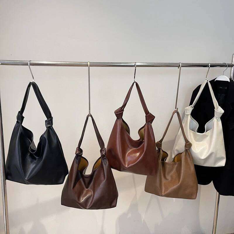 LEFTSIDE Design PU Leather Hobo Underarm Bags Lady Winter Shoulder Bag for Women 2025 New Luxury Brand High-capacity Handbags XJ260306