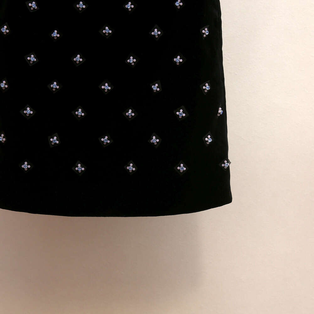 2026 designer high-end women's clothing spring and summer new elegant social style A12 heavy bead straight belt dress