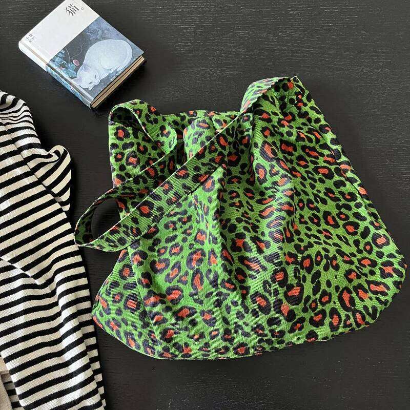 Women's Corduroy Shoulder Crossbody Bag Green Leopard Print Cloth Large Capacity Handbag Casual Travel Shopping Totes XJ260306