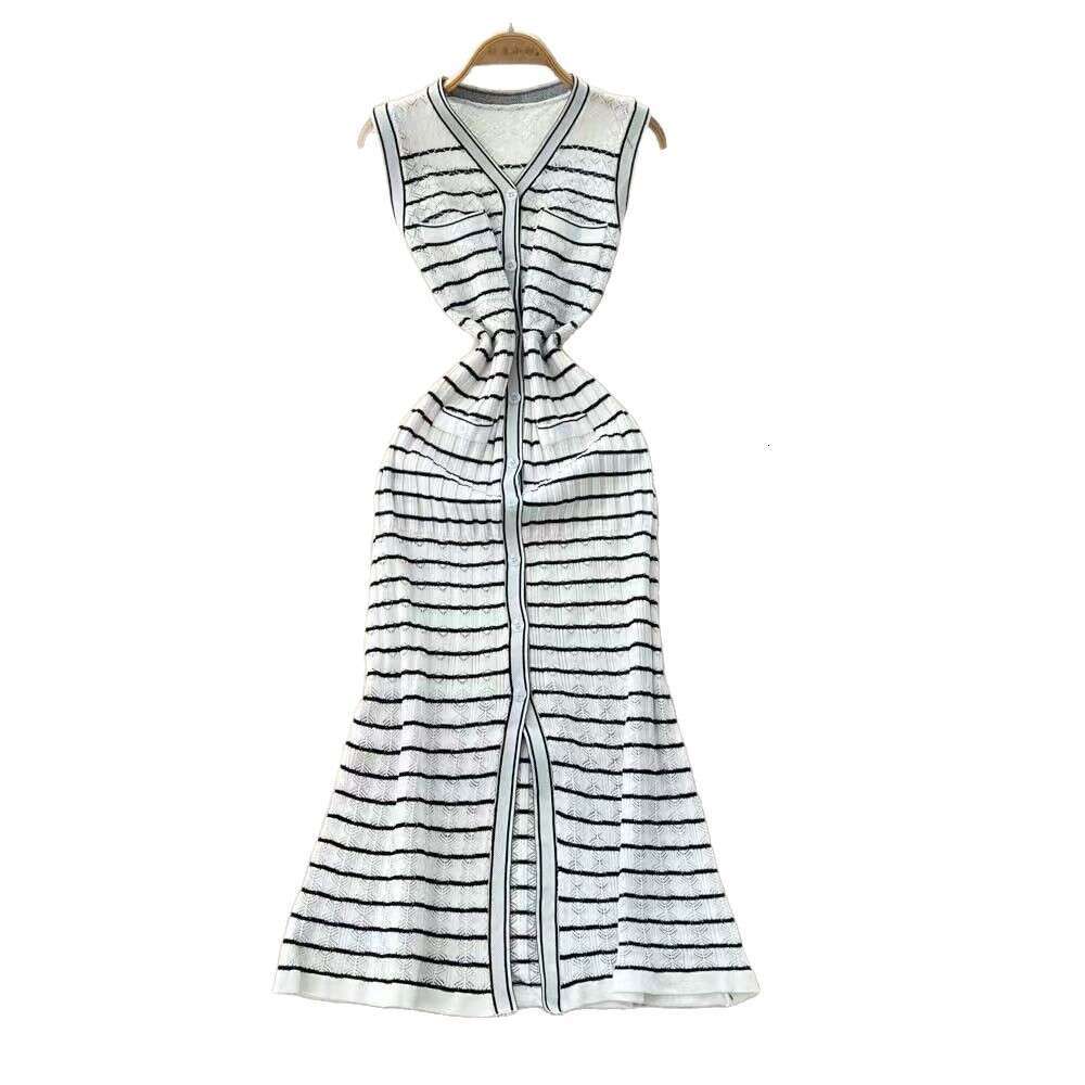 Designer French ice silk knitted striped V-neck women's summer new high-end sleeveless long skirt 2026