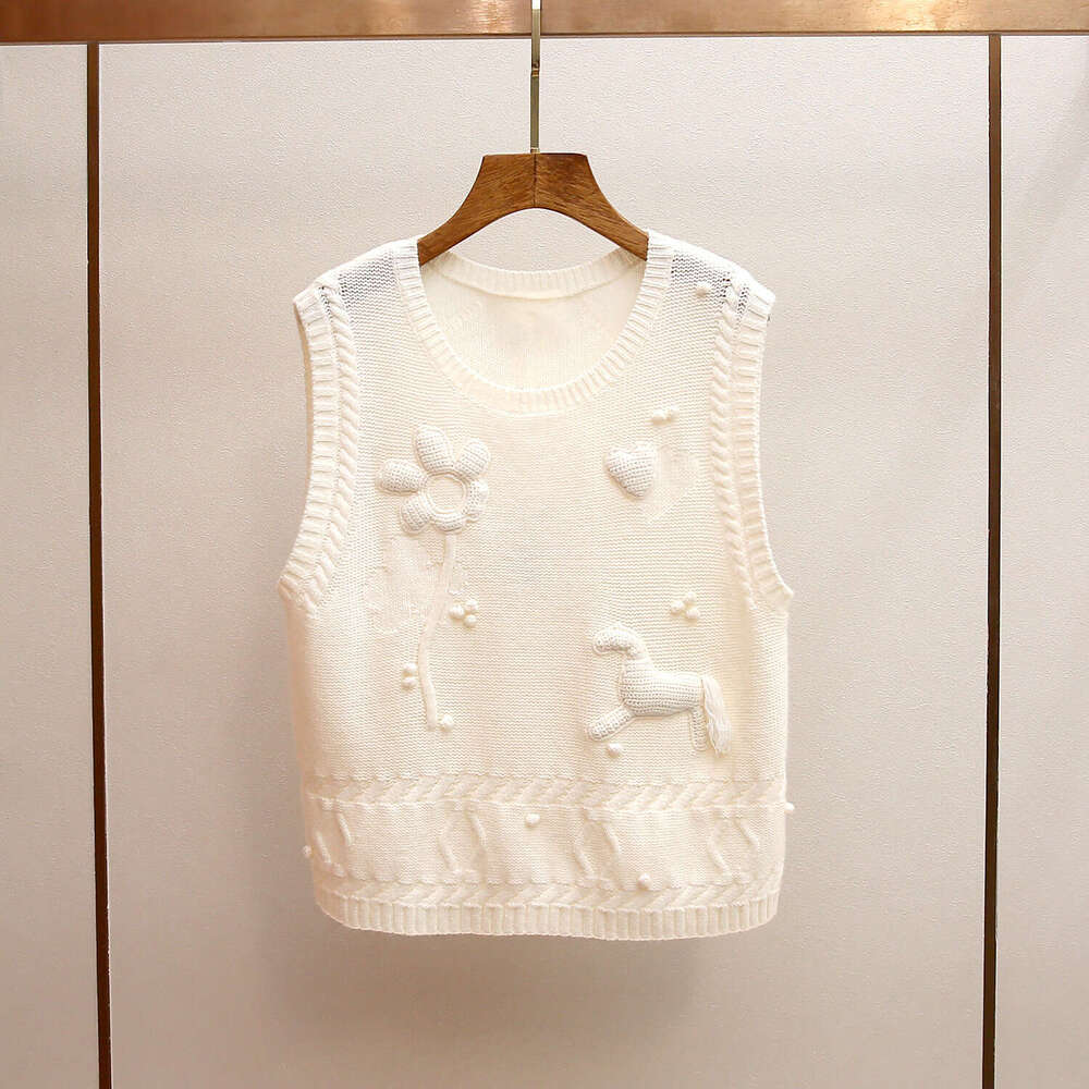 2026 Designer High end Women's Spring New Collection Retro Fragrance Inspired Round Neck Crochet Pattern Women's Tank Top