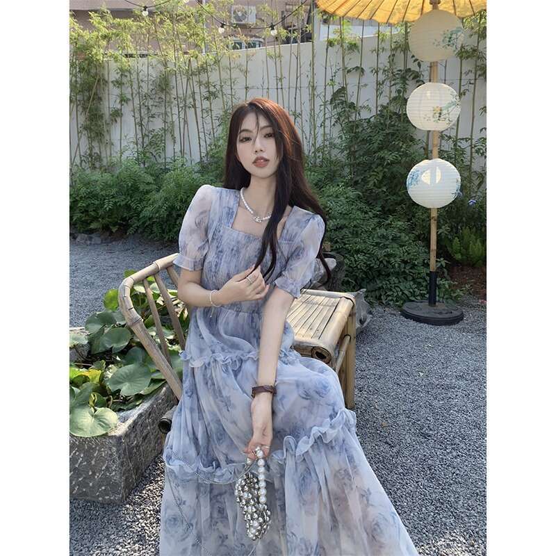 Retro Square Neck Floral Dress for Women, Summer 2024 New Style, Super Fairy-Like, Slim-Fit, Ruffled Long Dress