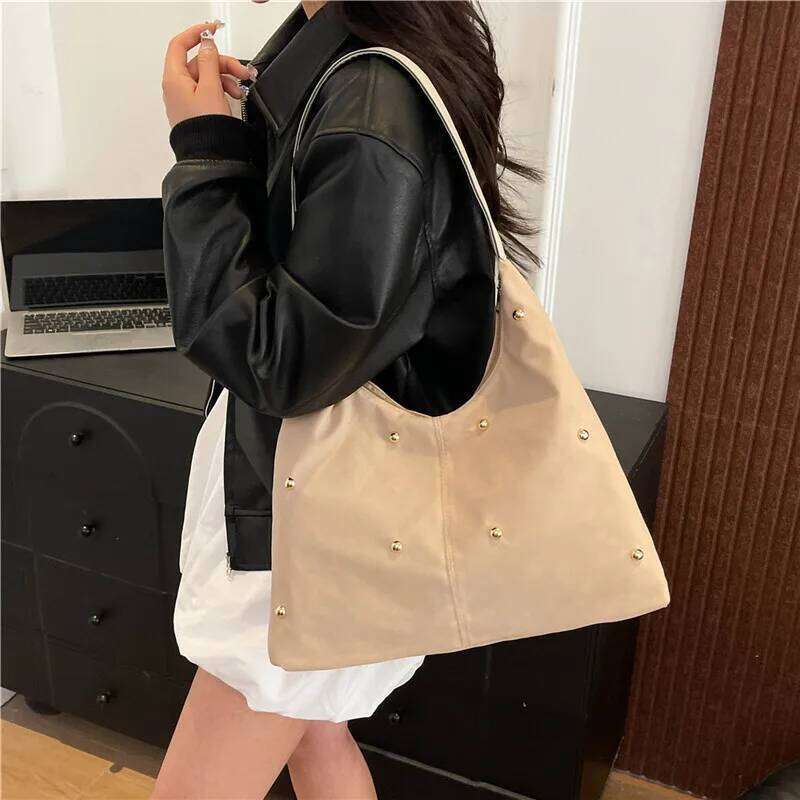 Simple Thread Design Women Faux Suede Shoulder Bags Rivet Large Capacity Ladies Handbags Commuter Female Underarm Tote Bag XJ260306