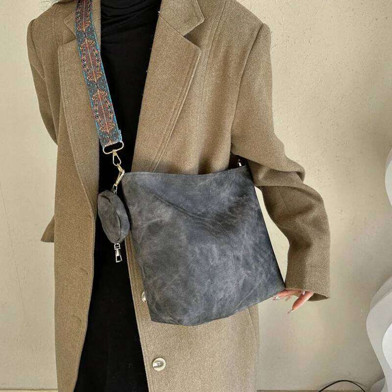 Vintage Commuting Women's Shoulder Bag Large Capacity Casual Crossbody Bags Pu Leather Handbags And Purses Designer Tote XJ260306