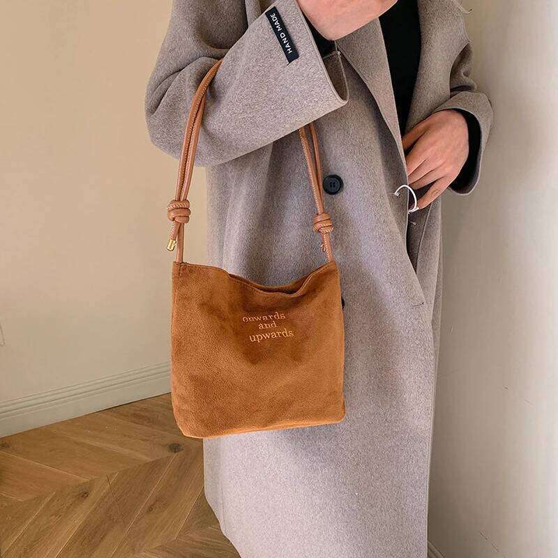 Large Capacity Women's Suede Handbag with Letter Pattern Magnetic Buckle Velvet PU Underarm Bag Retro Korean Style XJ260306