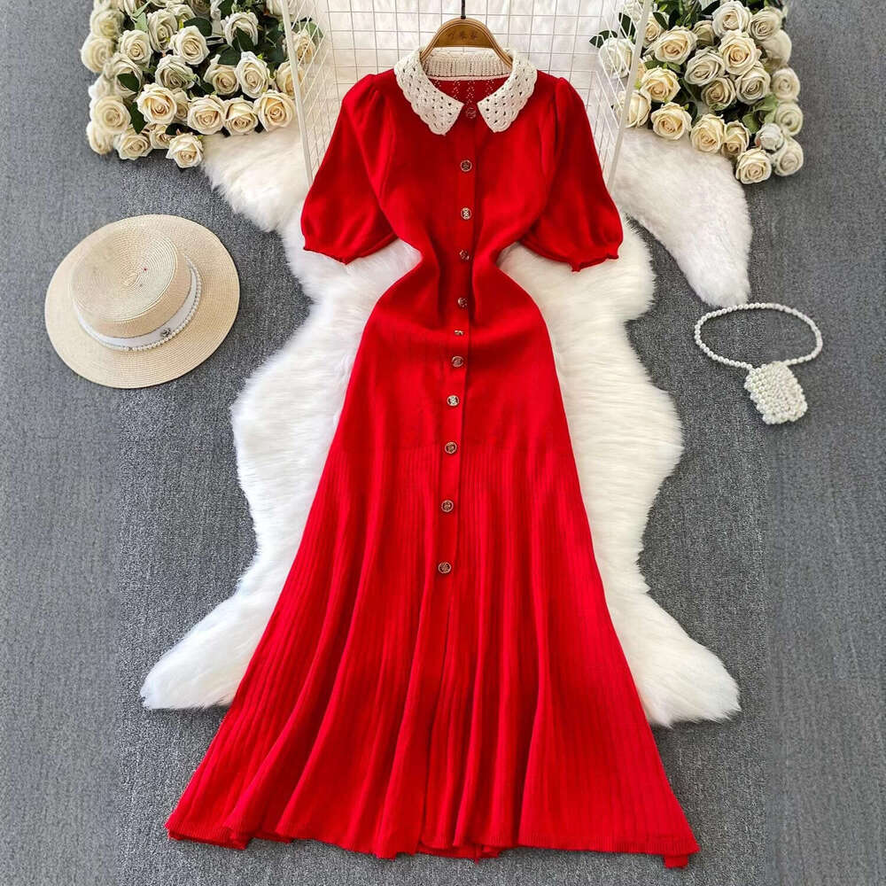 French elegant knitted women's summer single breasted pleated designer's unique and chic long skirt 2026