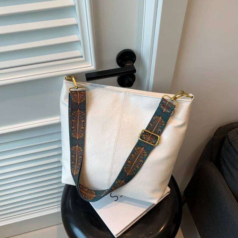 Retreo Bucket For Women Luxury Shoulder High QualityCrossbody Designer Large Capacity Messenger Bag Handbag Totes XJ260306