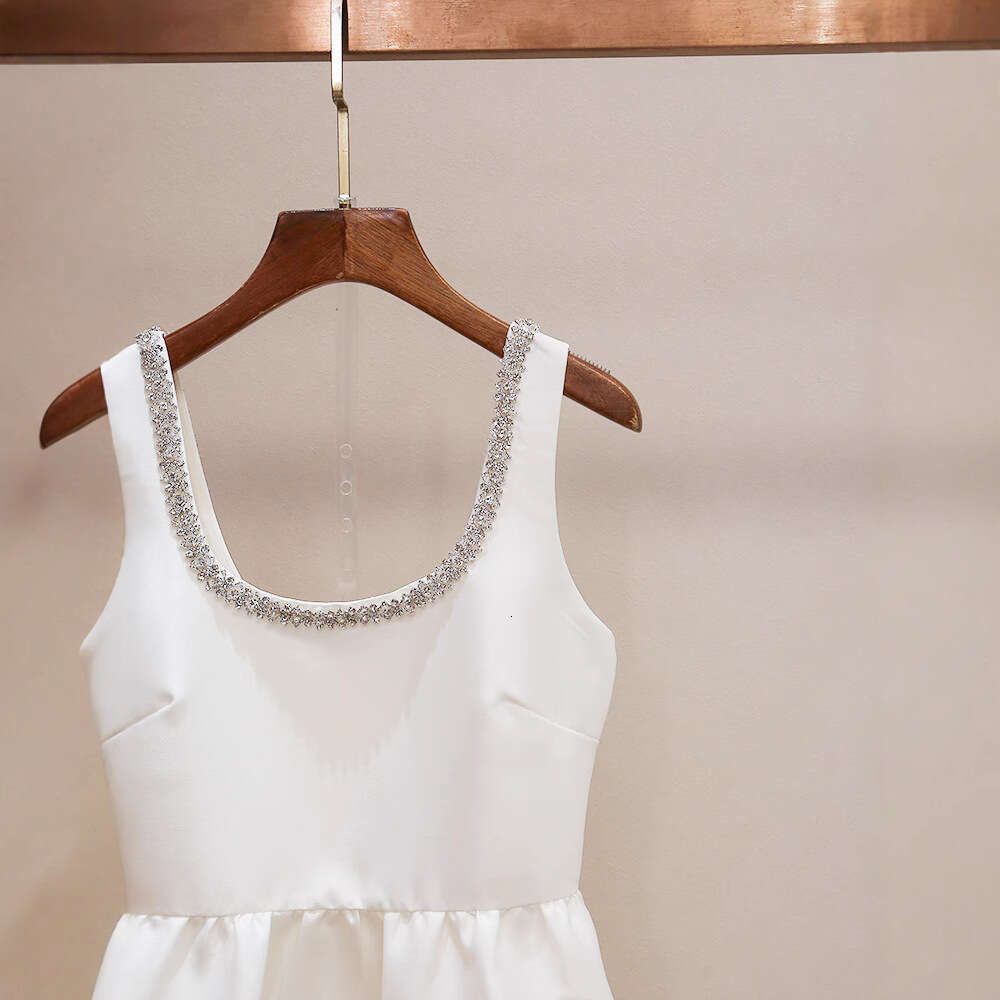 2026 summer new elegant celebrity style U-neck rhinestone backless A-line waist tie white long dress