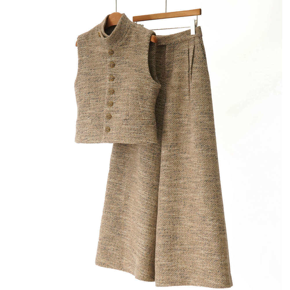 2026 Spring and Summer New Luxury and Elegant Vintage Wool Tank Top and High Waist Wide Leg Pants Set