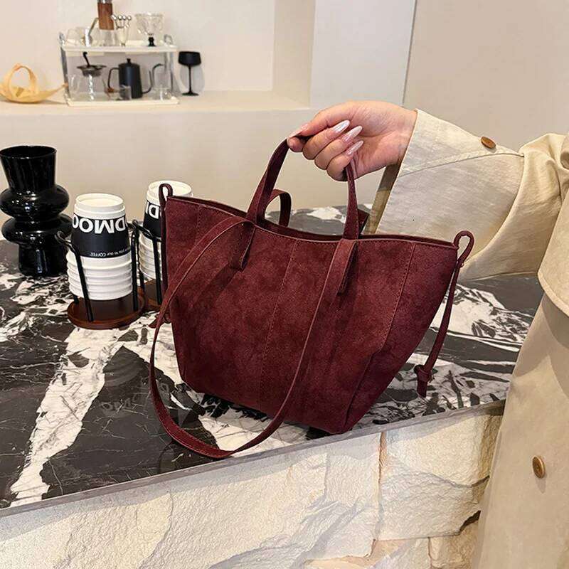 New Womens PU Leather Bags Retro Tote Autumn Winter Suede Large Capacity Shoulder Versatile Commuting Bag XJ260306