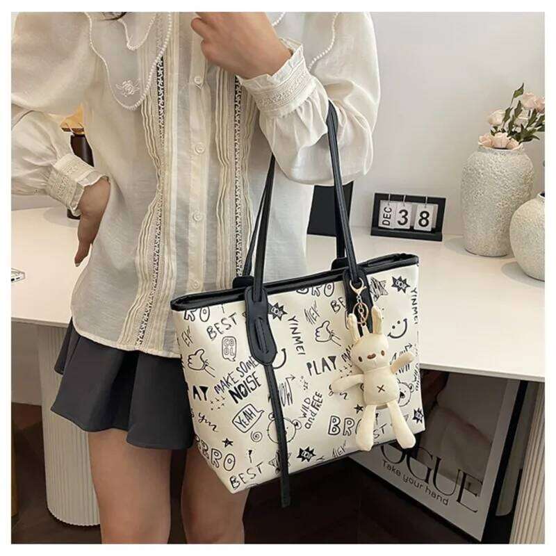 Womens New Cute Cartoon Print Single-shoulder Spring Summer Versatile And Trendy Tote Bag White Color Simple Fashion XJ260306