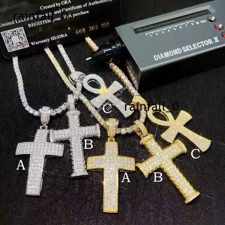 Super Cheap Moissanite Cross Pendant Fashion Ready to Ship Iced Out Pendant VVS Moissanite 925 Sterling Silver Pendant Charms