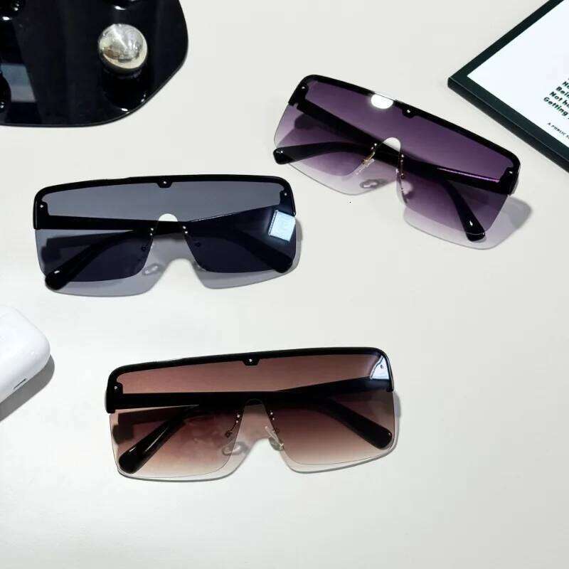 New Big Square Frame Sunglasses UV400 Summer Fashion Vintage Ladies Glasses Outdoor Travel Beach Sun Shade Eyewear Z260306