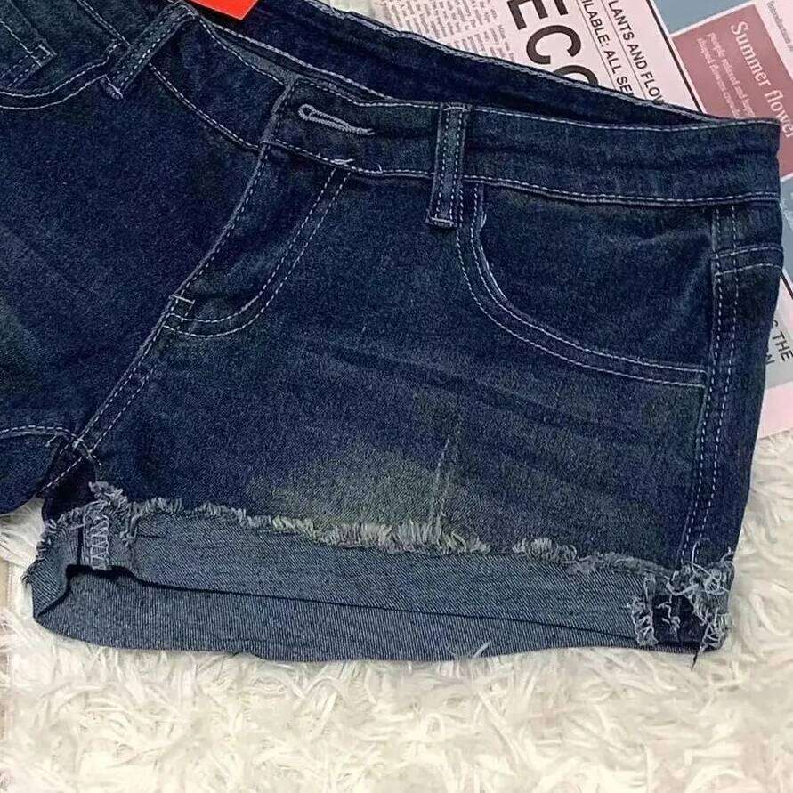 New 2025 Denim Shorts Women Skinny Distressed Vintage Girls American Style Sexy Short Jean Woman XJ260306